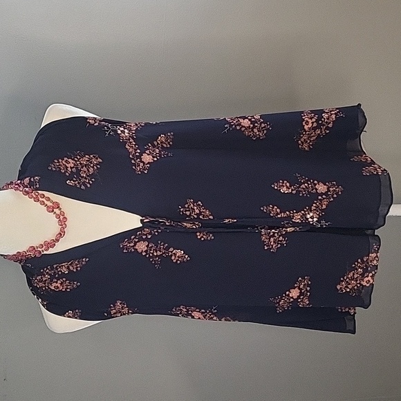 Derek Lam 10 Crosby Blue with Pink Floral V-Neck Flowy Sleeveless Top - Sz 2 - Picture 1 of 7
